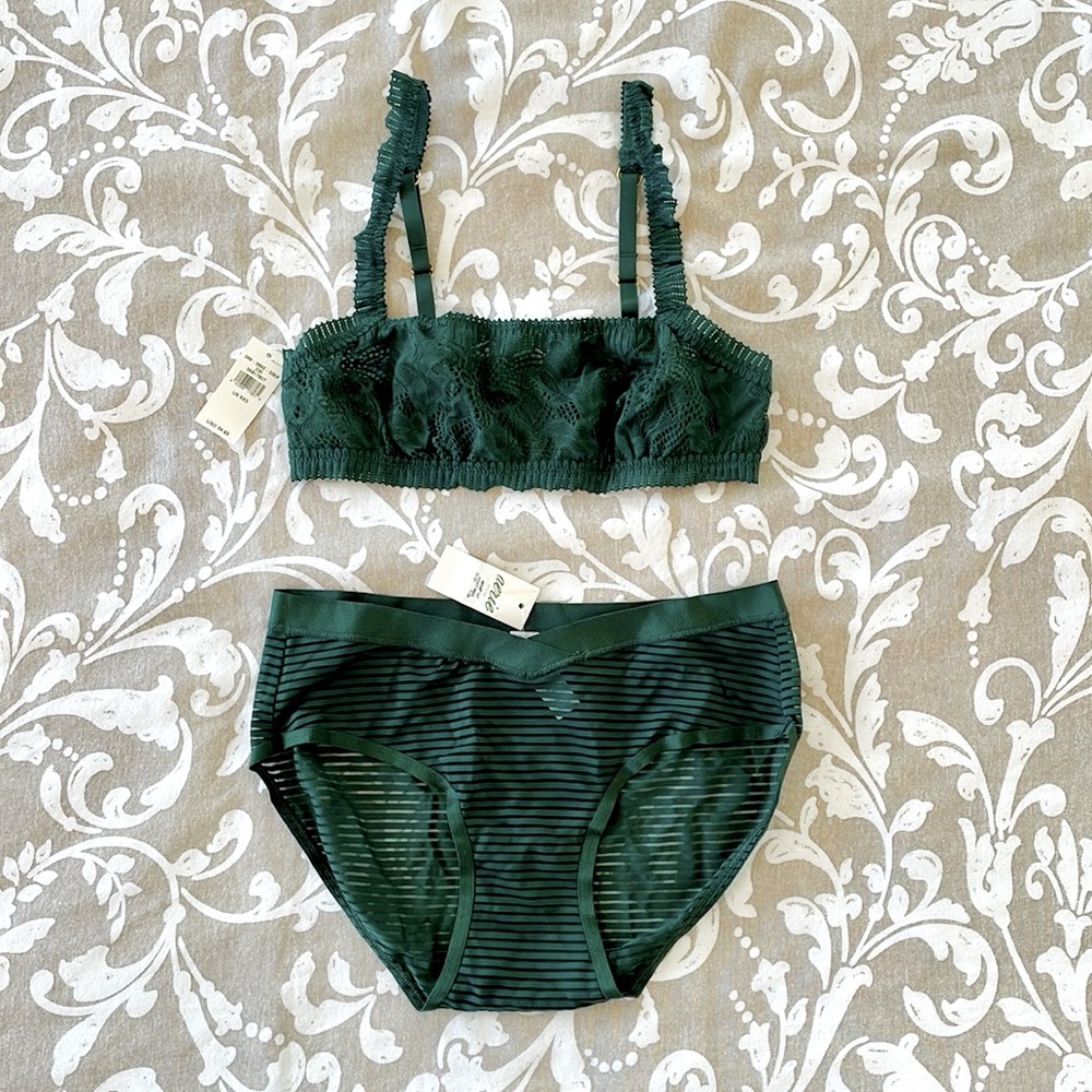 NWT Aerie Forest Green Lace Bralette and Panty Set XS XXS